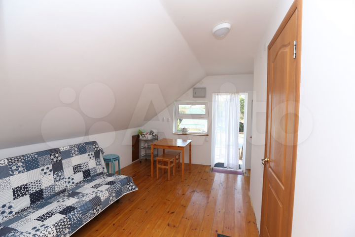 Комната 50 м² в 2-к., 2/2 эт.