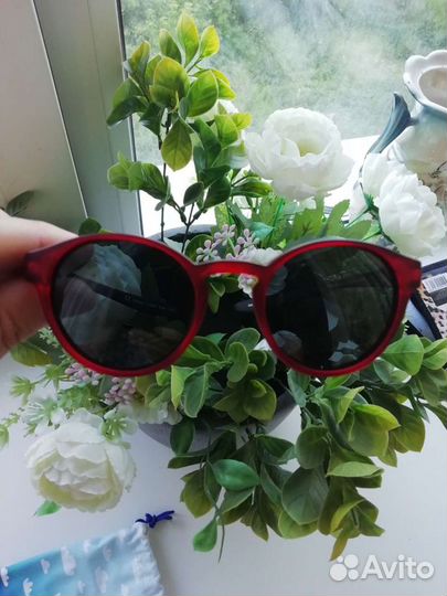 Детские солнечные очки invu kids