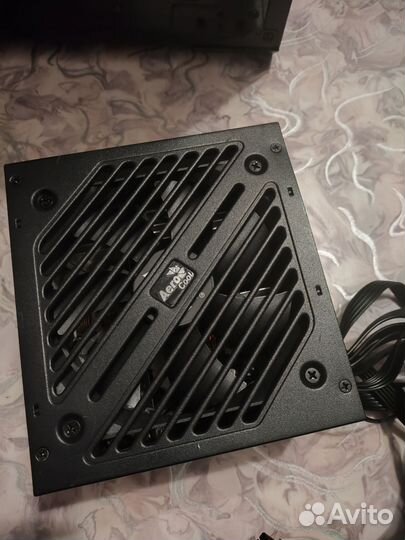 AeroCool Cylon 700w