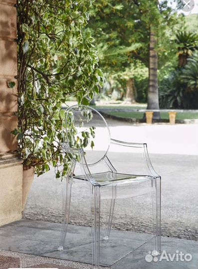 Стулья/ стул прозрачный Louis Ghost kartell