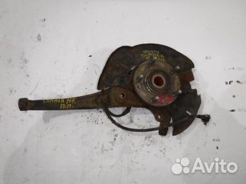 Кулак передний правый