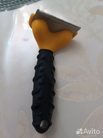 Щетка для животных от шерсти