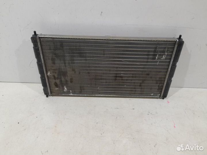 Радиатор охлаждения LADA Niva travel 2018