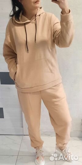 Новый спортивный костюм