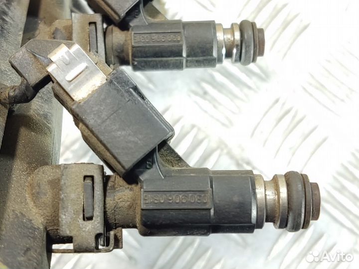 Форсунка двигателя Volkswagen Polo 1994-1999