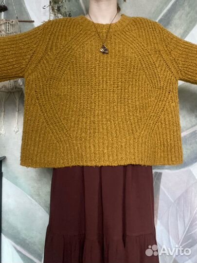 Свитер женский горчичный М