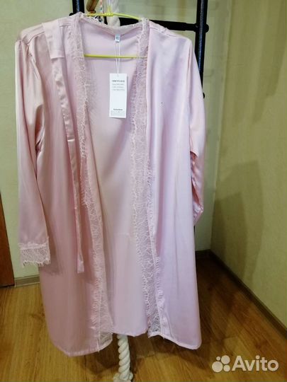 Новый шелковый халат