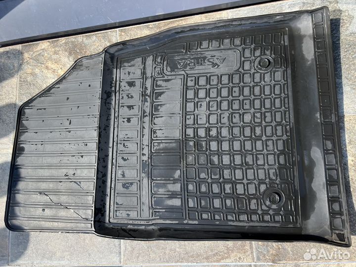 Коврики резиновые opel astra j