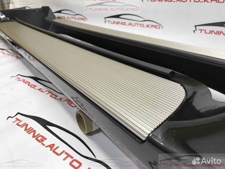 Подножки (пороги) Toyota Land Cruiser 100 U4046