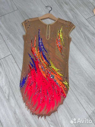 Купальник для художественной гимнастики