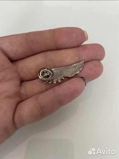 Украшение на воротник рубашки