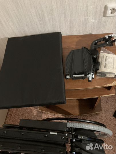 Инвалидная коляска новая