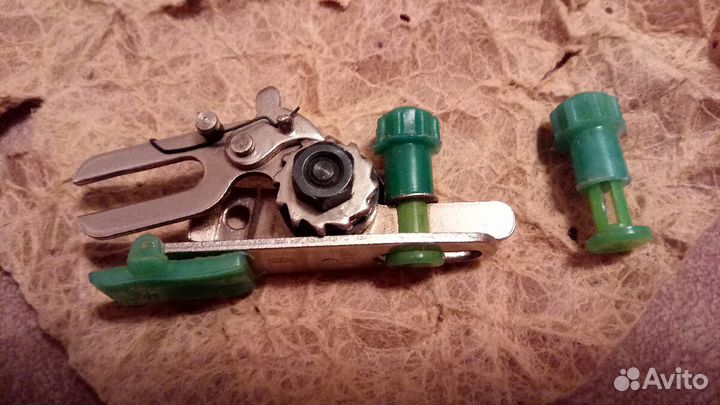 Зиг-Заг приставка к швейной машинке, шпульки