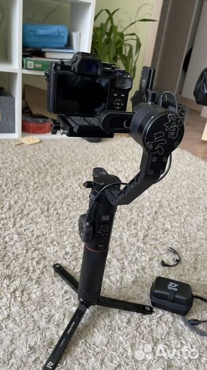 Стабилизатор для видеосъемки zhiyun crane 2