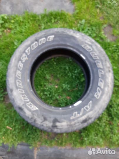 Bridgestone Dueler A/T 275/65 R17
