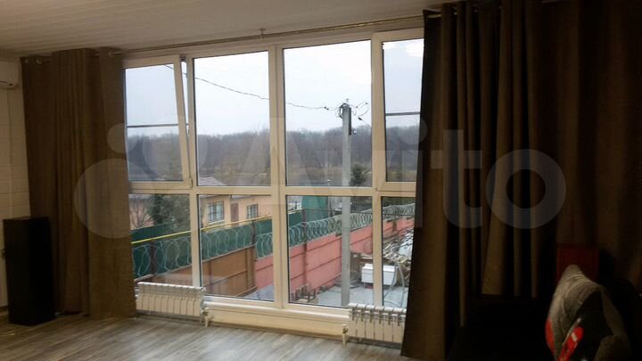 Коттедж 250 м² на участке 10 сот.