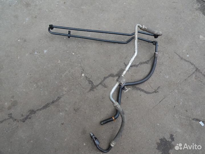 Трубка жидкости гур Рено Дастер