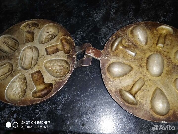 Вафельница орешница