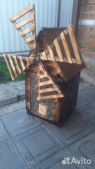 Декоративная мельница для сада