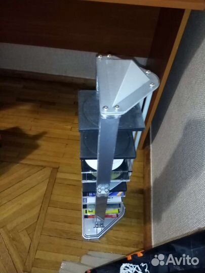 Подставка для дисков