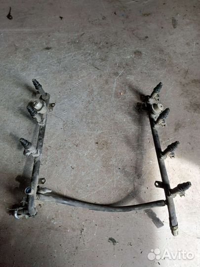 Топливная Рампа на Jaguar s-type