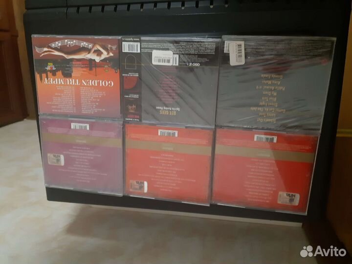 Музыка на CD дисках в ассортименте (1000 дисков)