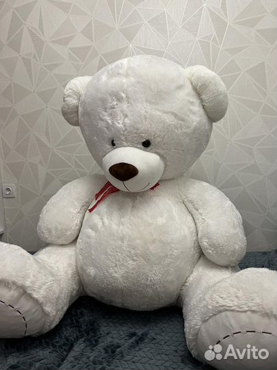 Плюшевый медведь