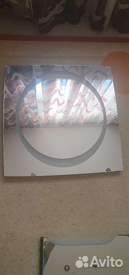 Зеркала новые