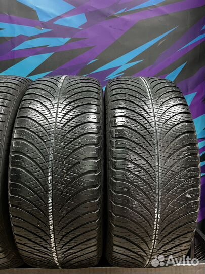 Goodyear Vector 4Seasons Gen-2 235/55 R17