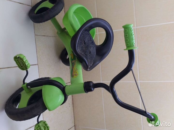 Велосипед 4х колесный 3-5 лет четырёхколесный