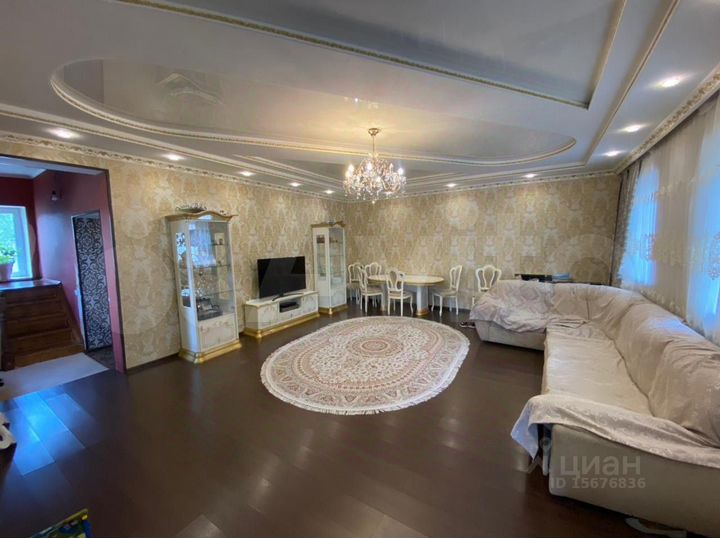 Коттедж 144 м² на участке 5 сот.