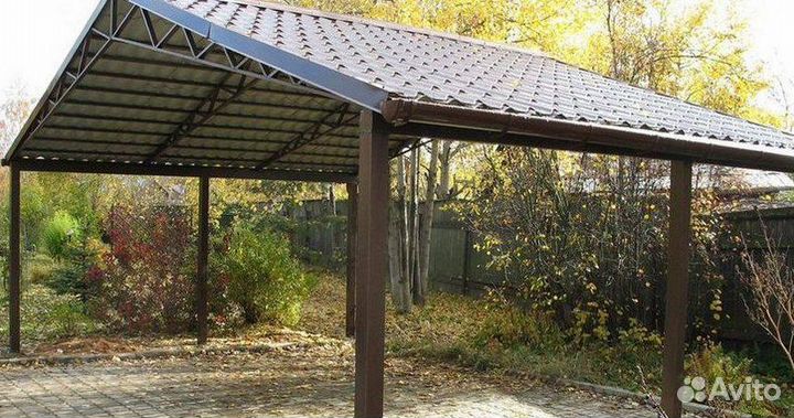 Металлический навес для машины