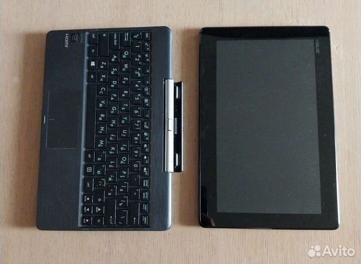 Планшет Asus Transformer Book