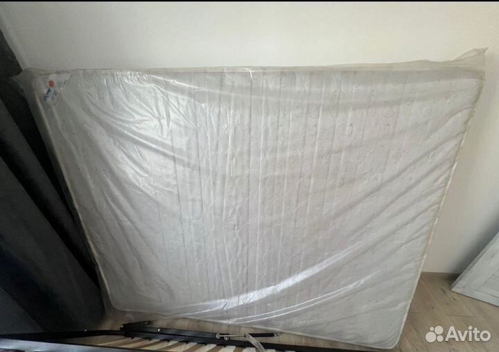 Кровать двухспальная бу