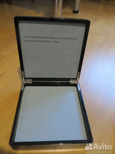 Коробки и футляры