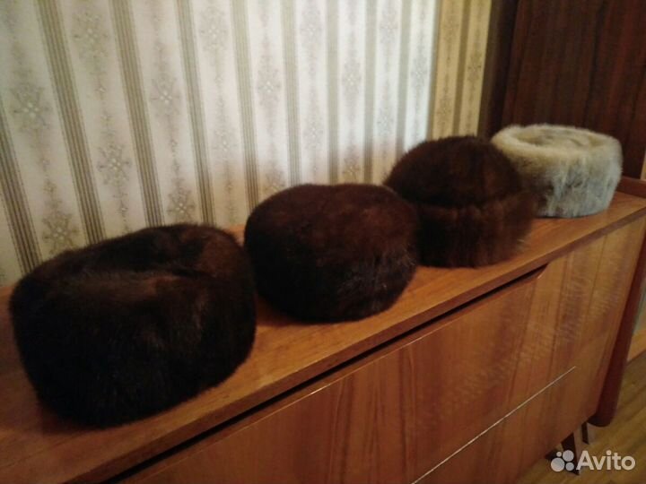 Женская шапка