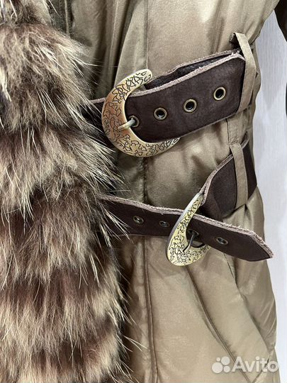 Пуховик женский