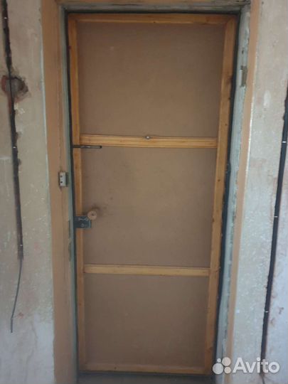 Дверь входная металлическая