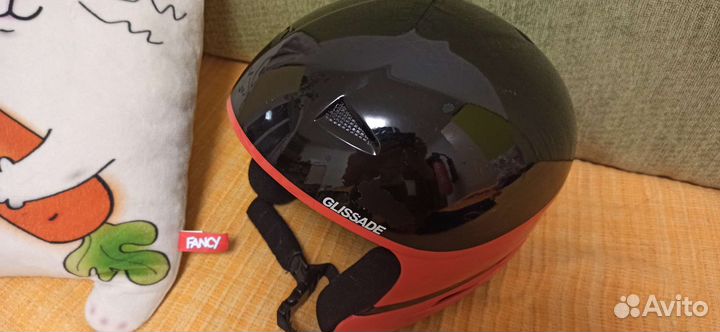 Горнолыжный шлем