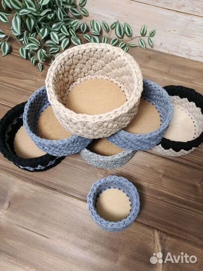 Корзина интерьерная