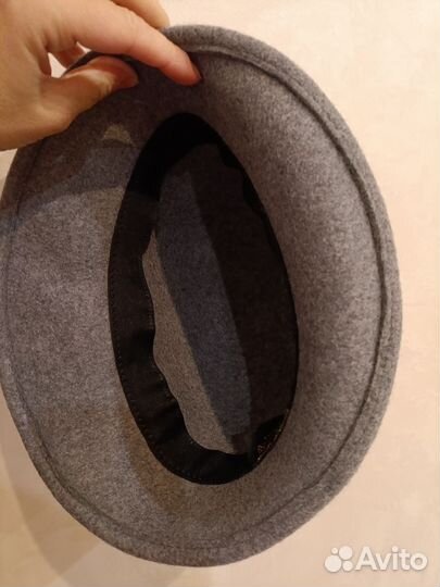 Шляпа шерстяная