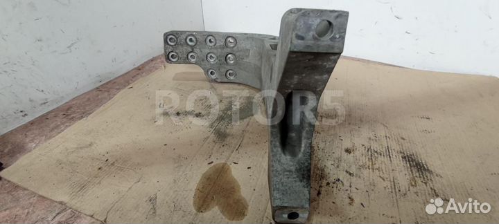 Кронштейн крепления бачка adblue Volvo FH 4 2015
