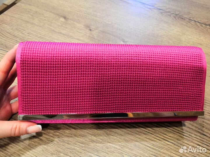 Клатчи вечерние