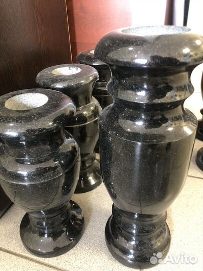 Продам вазу мемориальн