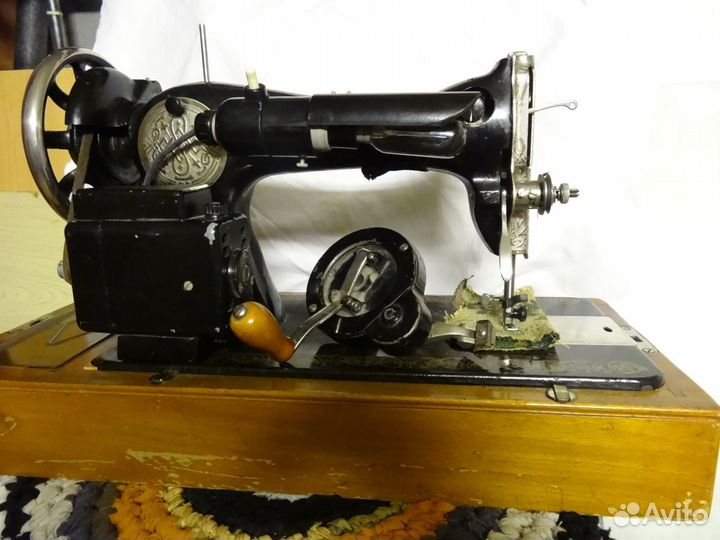 Швейная машина
