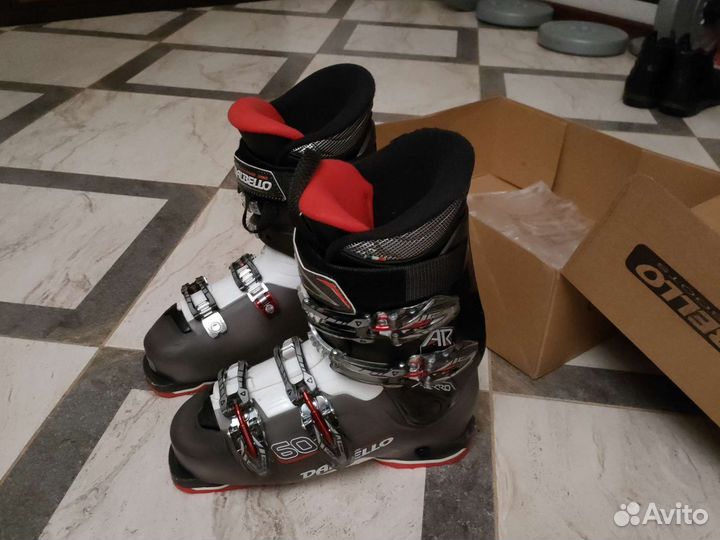 Горнолыжные ботинки dalbello