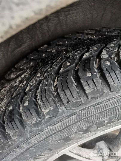Nokian Tyres Hakkapeliitta 9 SUV 225/65 R17