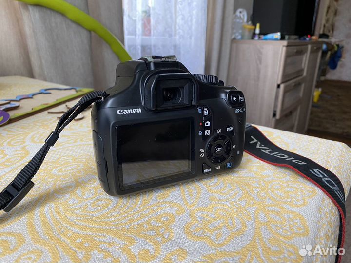 Зеркальный фотоаппарат