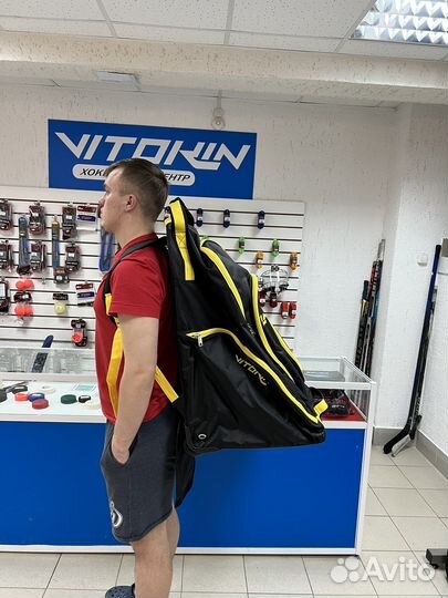 Баул хоккейный на колесах и без