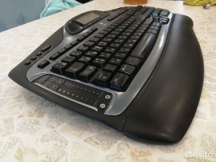 Игровая клавиатура Logitech